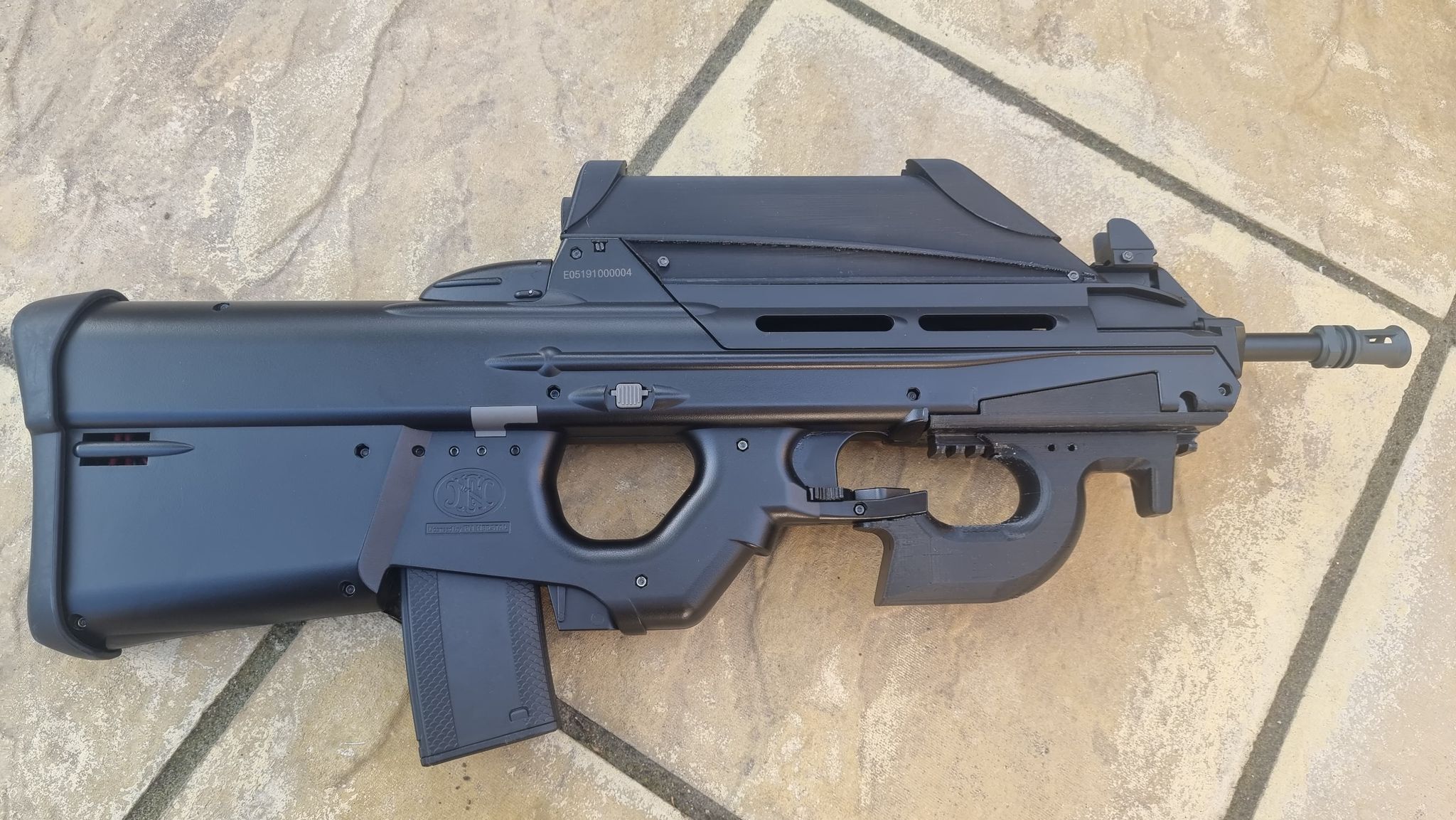 f2000